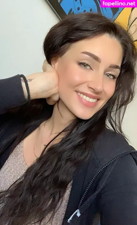 Victoria Rose OnlyFans Thumbnail #Pss4YxbwVn