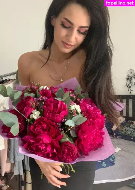 Victoria Rose OnlyFans Thumbnail #U95DeMzsjF