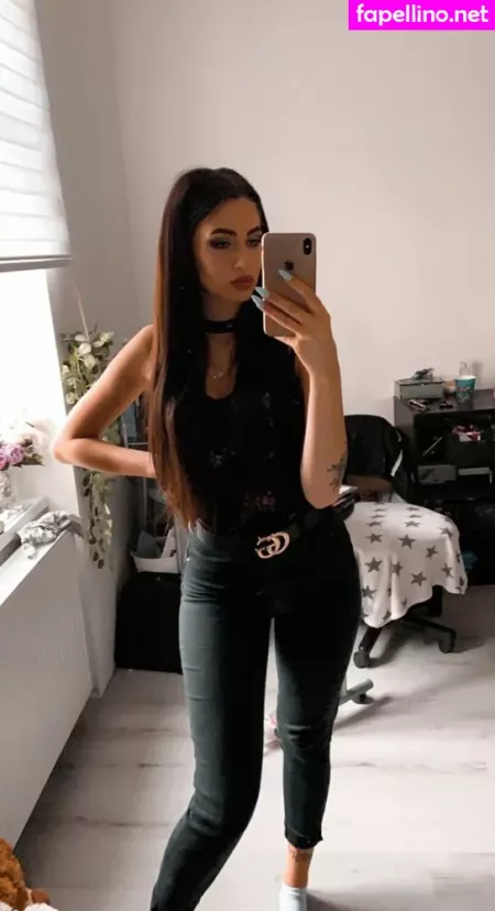 Victoria Rose OnlyFans Thumbnail #xbdLRgGcUa