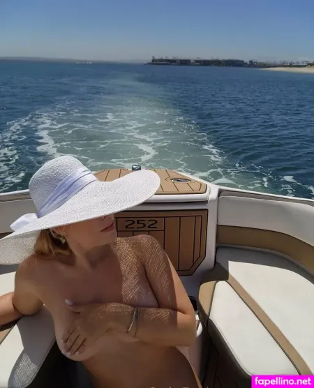 Victoria Savicki OnlyFans Thumbnail #btmXEDjQOw