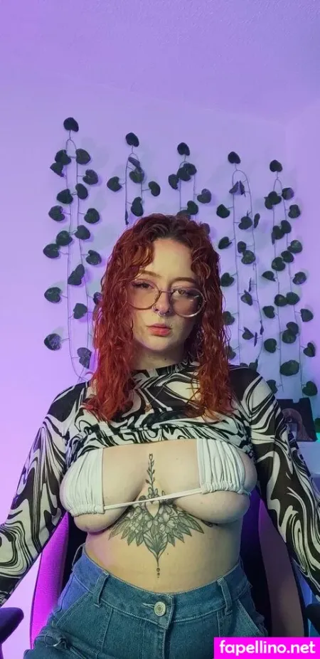 Victoria Savv OnlyFans Thumbnail #fXOHUVDxW4