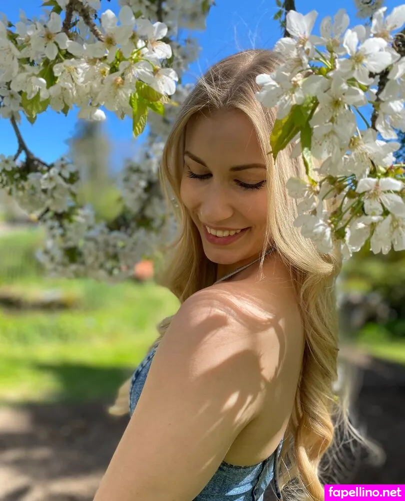 victoriaschneider Nude Leaked OnlyFans Photo #3fw5PBx1RZ