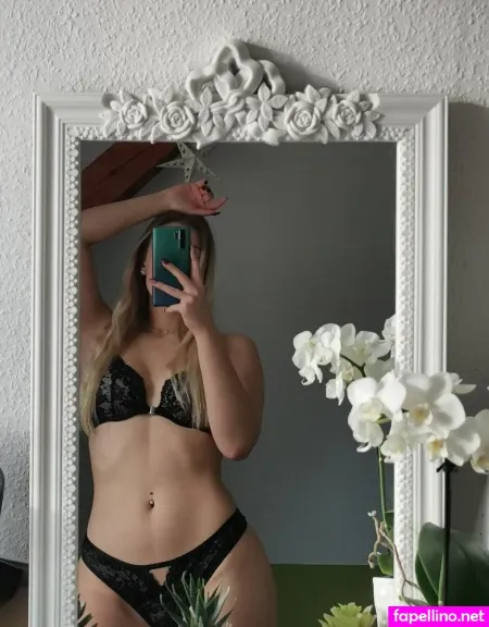 Victoria Schneider OnlyFans Thumbnail #Ua6KUVHZnl