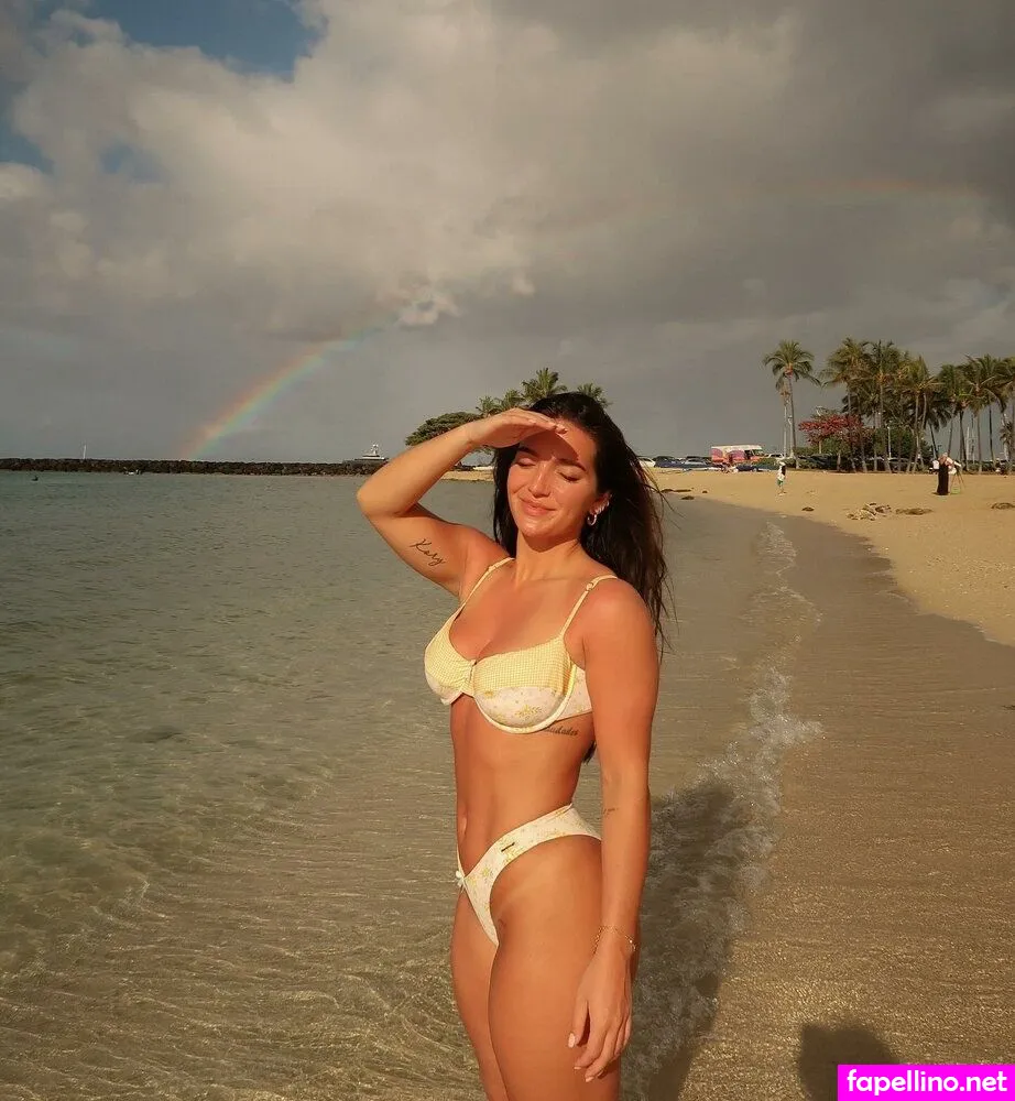 sophiavic, victoria_verr, victoriaverreet Nude Leaked OnlyFans Photo #6nAMc4crNB