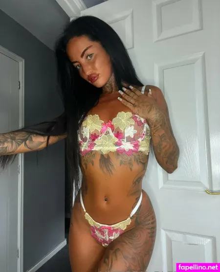 Victoria Vikki Blendell OnlyFans Thumbnail #4ESLI5jBAy