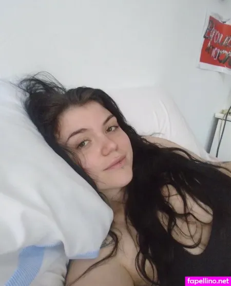 Victoria Winter OnlyFans Thumbnail #ISJXyn4pwM