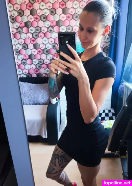 Victoriaa0028 OnlyFans Thumbnail #KAN5GK5ATF