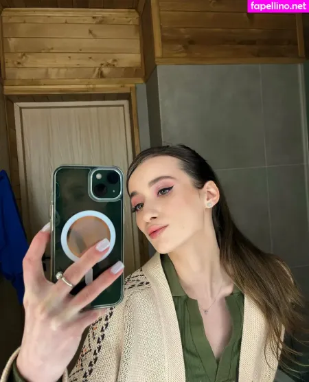Victoriadreamm OnlyFans Thumbnail #RvOZym5xP9