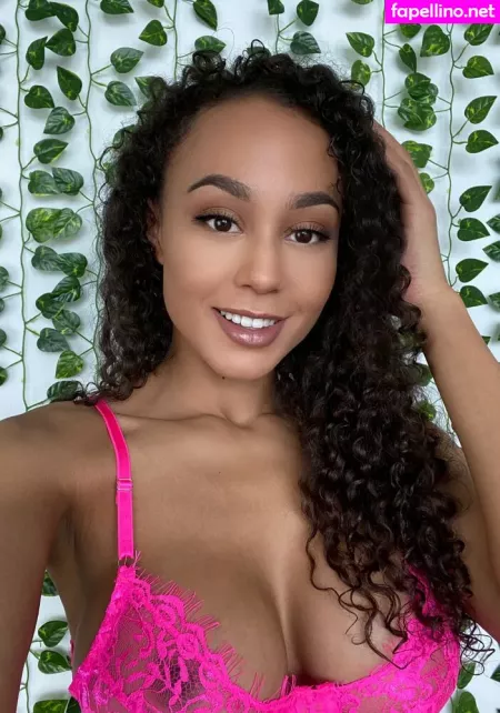 Victoriafree OnlyFans Thumbnail #A2FJRbJDc0