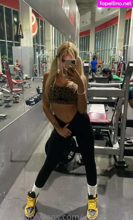 Victoriagucci OnlyFans Thumbnail #2q7aUMwHN4