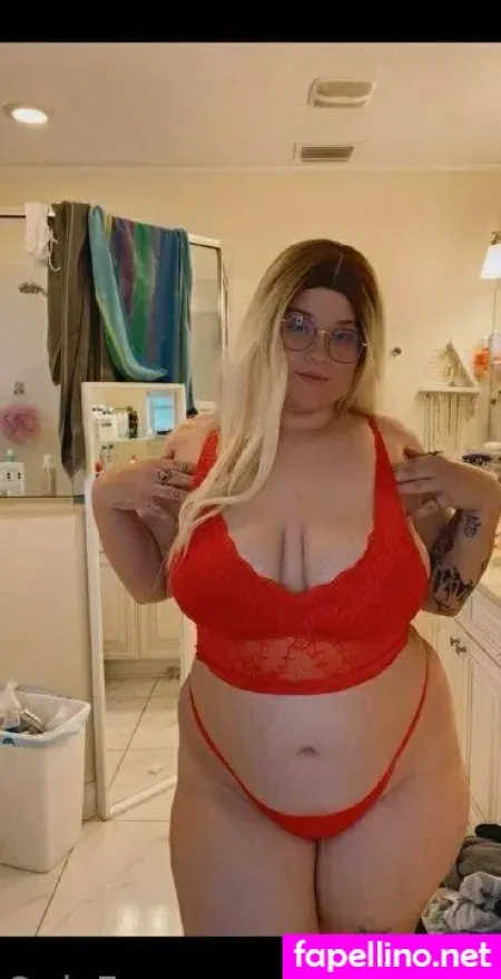 Victoriajfree OnlyFans Thumbnail #7W8xbnYuHK