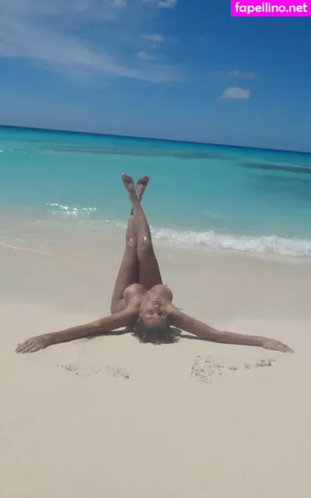 Victorialanz OnlyFans Thumbnail #3PwufD6AqP