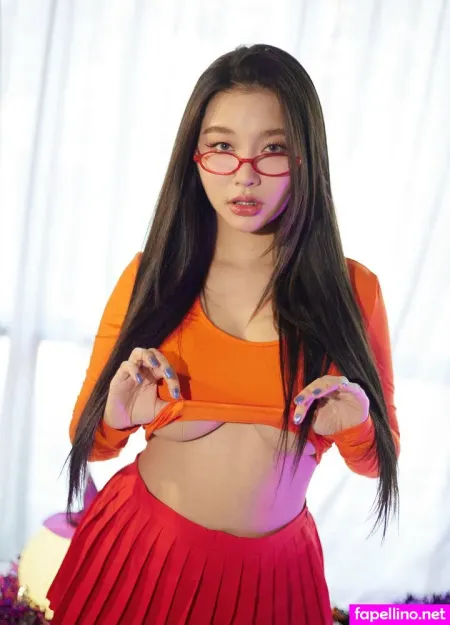 Victorialiuvip OnlyFans Thumbnail #2YiuYN7Alr