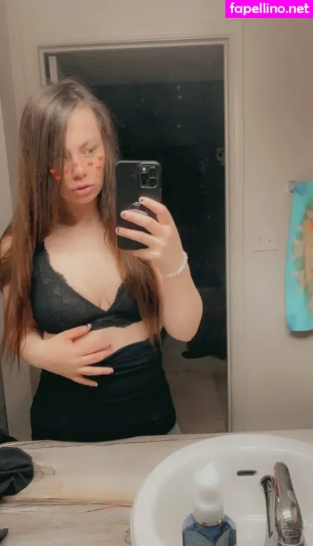 Victorialunaarose OnlyFans Thumbnail #teaCHE68Vs