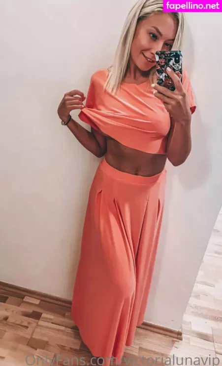 Victorialunavip OnlyFans Thumbnail #heqeUWtPSc