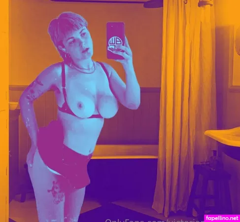 Victoriapeachxx OnlyFans Thumbnail #9YsAhsR8ct