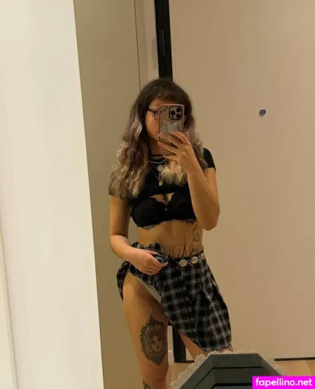 Victoriaraven 2 OnlyFans Thumbnail #c5FXeDUy5M