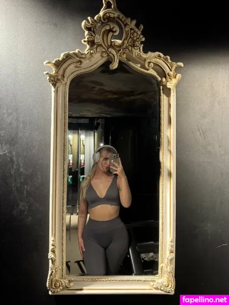 Victoriaschneider OnlyFans Thumbnail #jAzwfM06rN