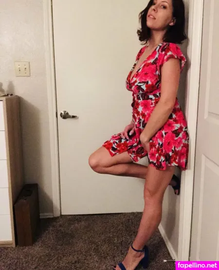 Victoriasweetness OnlyFans Thumbnail #XlWH5JMpg2