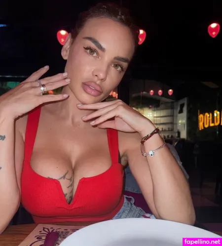 Victoriatorresmunoz OnlyFans Thumbnail #bQvKeQf4h3