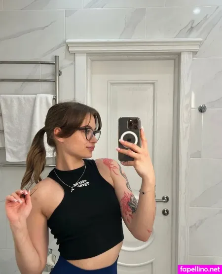 Victoriawhitevip OnlyFans Thumbnail #91abLPpHMw