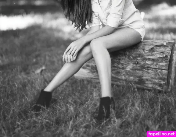 Victorienne Magnen OnlyFans Thumbnail #G8cna3UZ5L