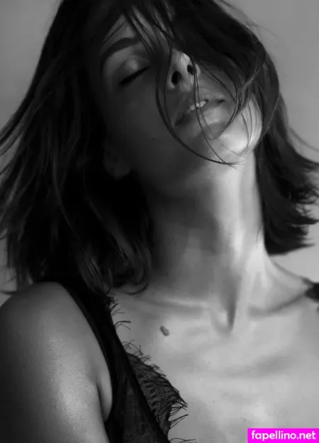 Victorienne Magnen OnlyFans Thumbnail #rYyhR8mGJp