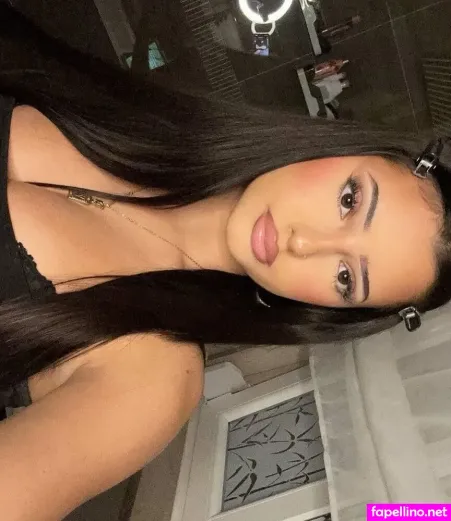 Victorija Ic OnlyFans Thumbnail #G1xF5k5pYJ