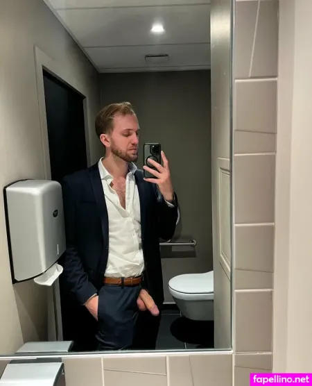 Victorobitch OnlyFans Thumbnail #1IvhFswwnE