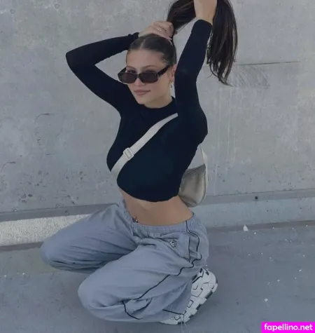 Videozeugs OnlyFans Thumbnail #RRzckb7n7C