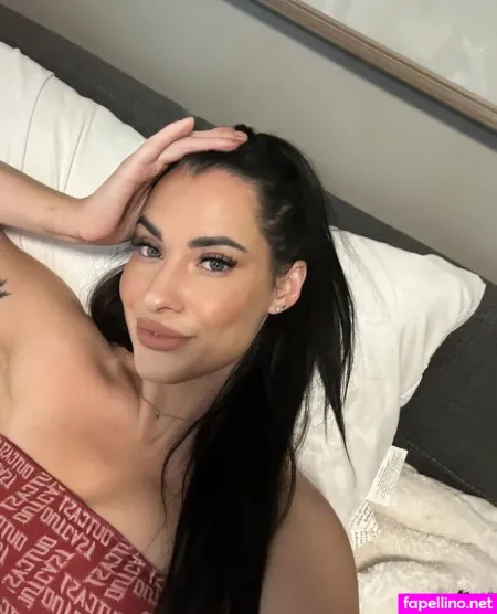 Vienna Shay OnlyFans Thumbnail #oNwopGWJOc