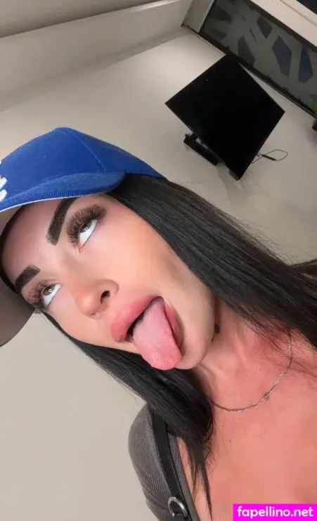 Viennaskai OnlyFans Thumbnail #zHCS939V5B