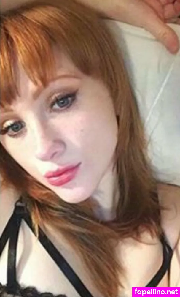 vignedefleurs, weefieryfox, weefieryfoxx Nude Leaked OnlyFans Photo #Y6xSS6TIHN