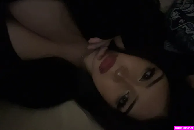 Viira OnlyFans Thumbnail #xhFwM1BDtv