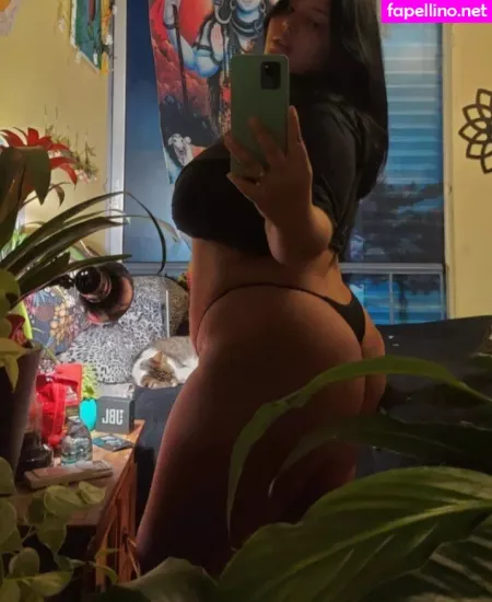 Viivenuz OnlyFans Thumbnail #4GWUf0lfFm