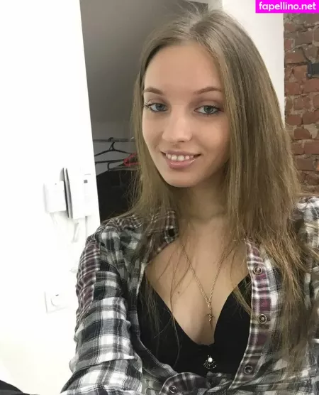 Vika Lita OnlyFans Thumbnail #OTi9kG9d61