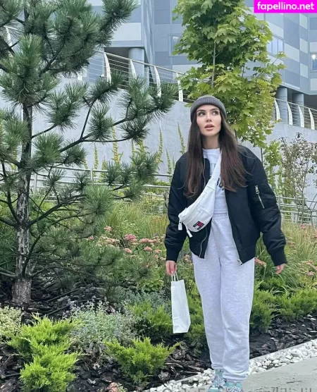 Vika Ua OnlyFans Thumbnail #GUeV6zd18N