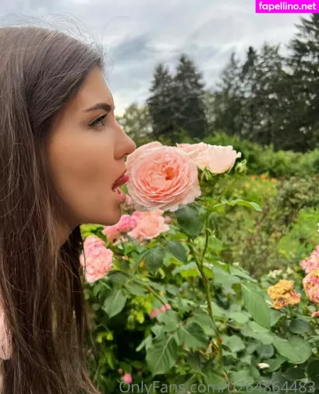 Vika Ua OnlyFans Thumbnail #Uc129egND3