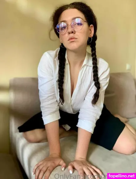 Vikamalin OnlyFans Thumbnail #9hOJKkXiel