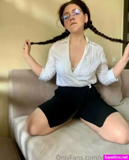 Vikamalin OnlyFans Thumbnail #Orbdea9b3G