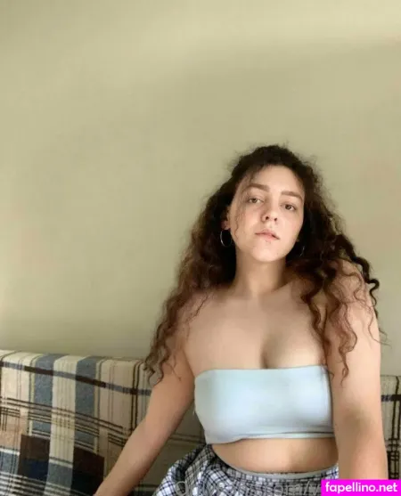 Vikamalin OnlyFans Thumbnail #U0ALmjugHC