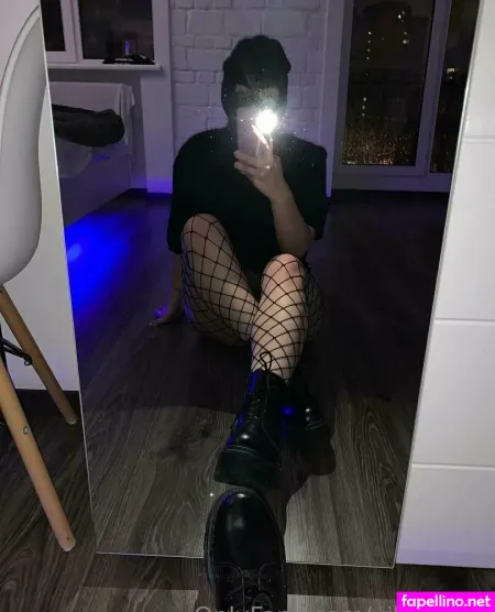 Vikamalin OnlyFans Thumbnail #pDS9mx2Nor