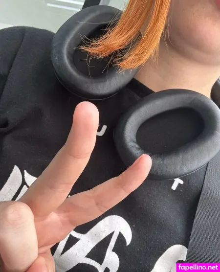 Vikavixx 2 OnlyFans Thumbnail #bwdaP8tclc