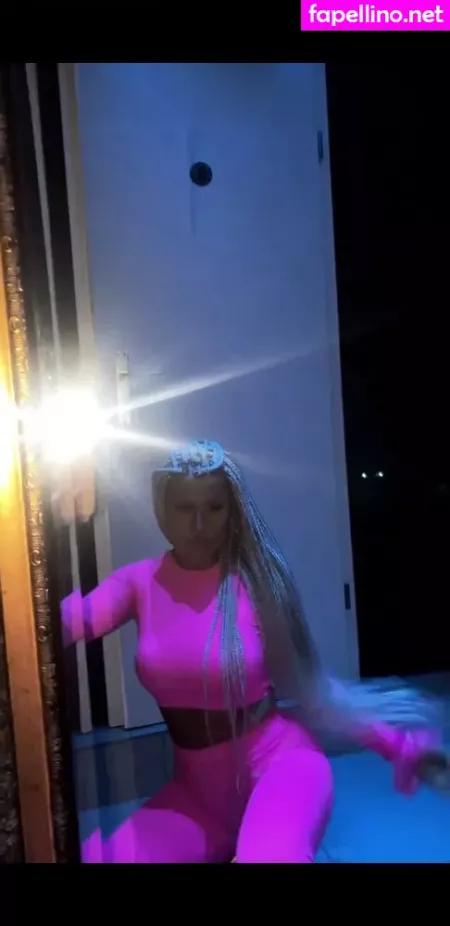 Viki Mitrovic OnlyFans Thumbnail #SyEr73VxSS