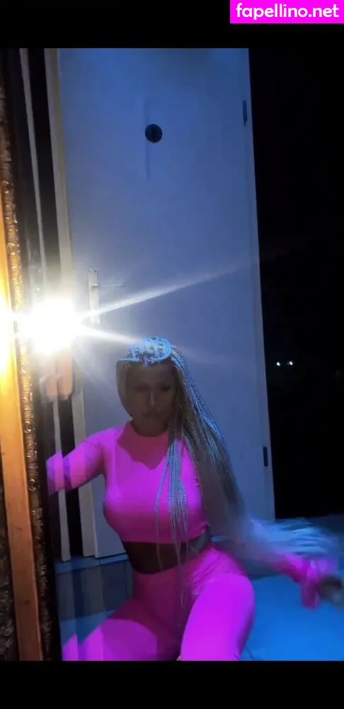 viki.mitrovic.official, viktorijamitrovic_ Nude Leaked OnlyFans Photo #SyEr73VxSS