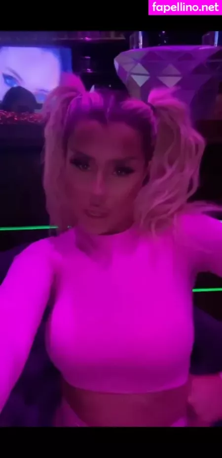 Viki Mitrovic OnlyFans Thumbnail #xKhsppTg6c