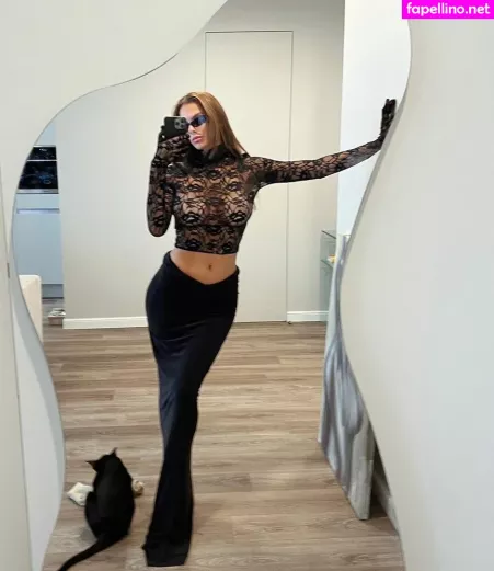 Viki Odintcova OnlyFans Thumbnail #8u38c6fWnC