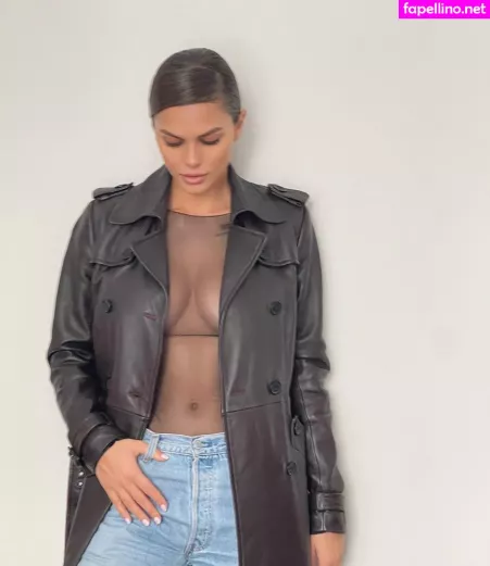 Viki Odintcova OnlyFans Thumbnail #A8s7OfD04u