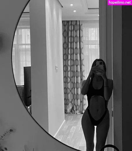 Viki Odintcova OnlyFans Thumbnail #CsllXmReQd