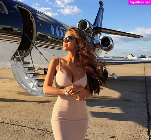Viki Odintcova OnlyFans Thumbnail #DF3B3SFzQi
